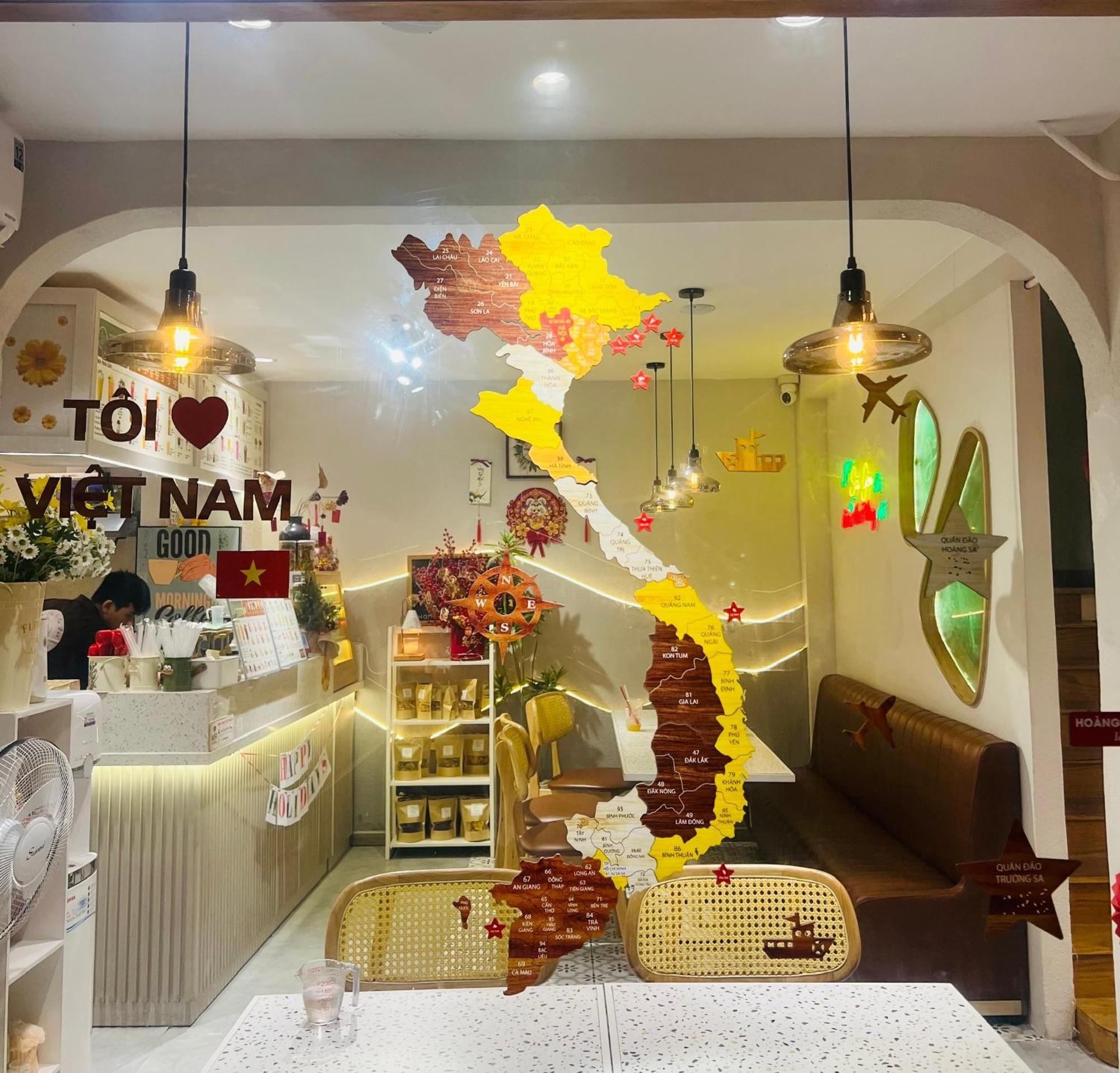 Goc Phong Drinks & Q4 *